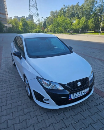 Seat Ibiza cena 36000 przebieg: 121500, rok produkcji 2012 z Rzeszów małe 37